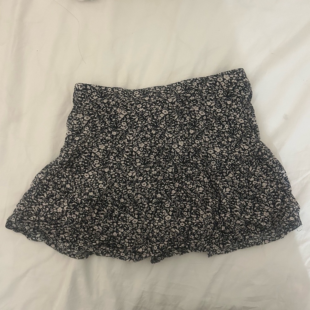 Urban Outfitters Black and White Floral Skirt with Built-In Shorts